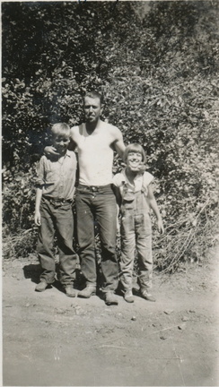 Bob,Gordon,Louise-1938.jpeg